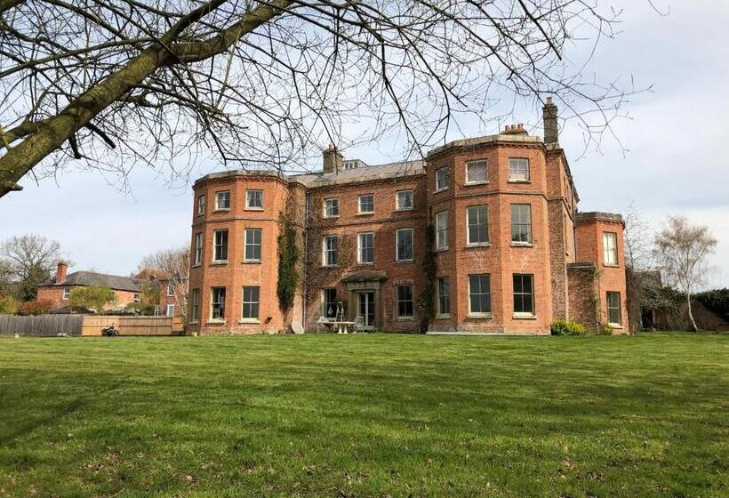 ベッドアンドブレックファースト Caynham Court