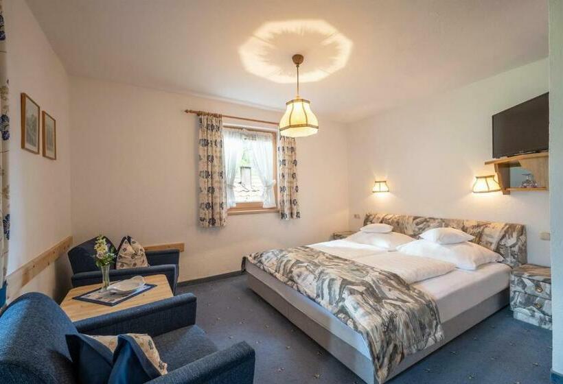 צימר Gästeheim Auwitsch