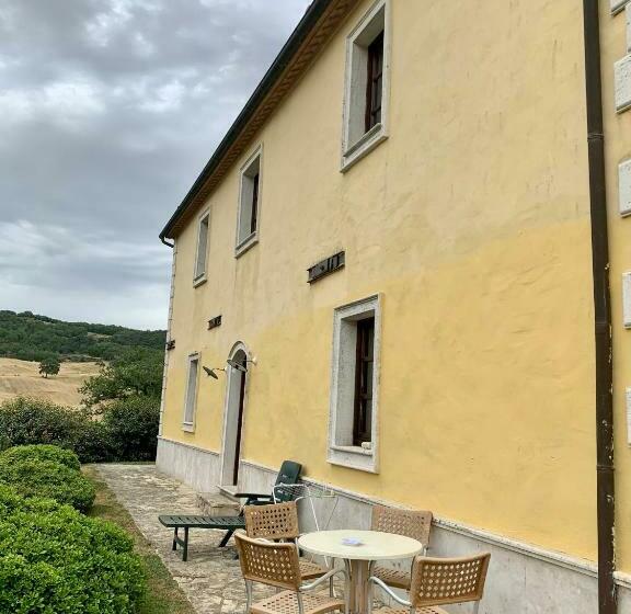 فندق Podere Le Mulina