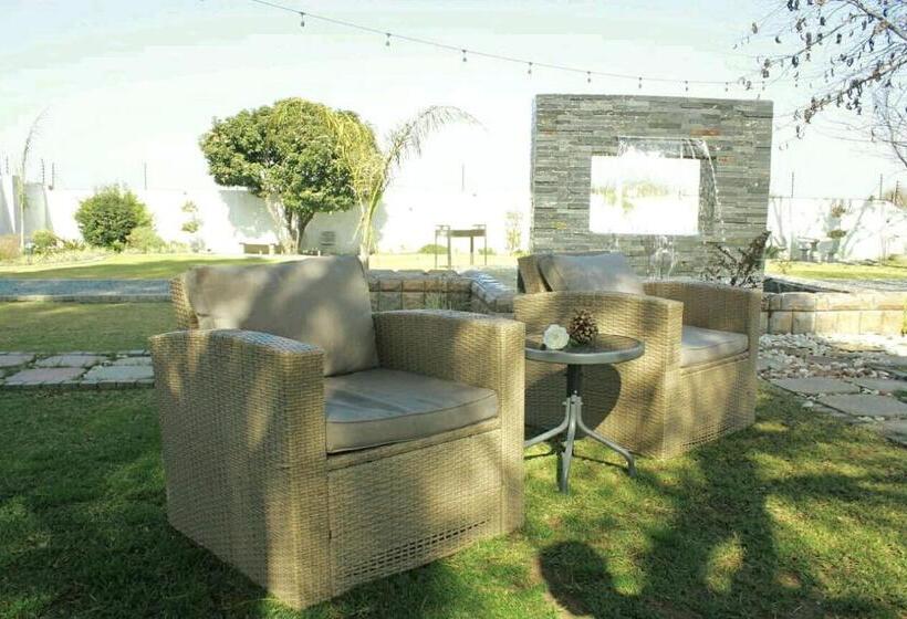 פנסיון Botle Ba Afrika Lodge