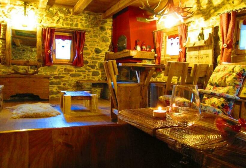 ペンション Chalet Cuore Selvatico