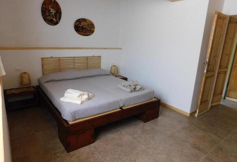 ペンション La Casa Di Paglia