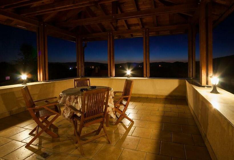 פנסיון Vila Transylvania