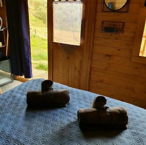 ベッドアンドブレックファースト Locations Insolites Vie En Plein Air Cabane Et Tipi Bastide Bellugue Maison D Hôtes Reseau Bienvenue