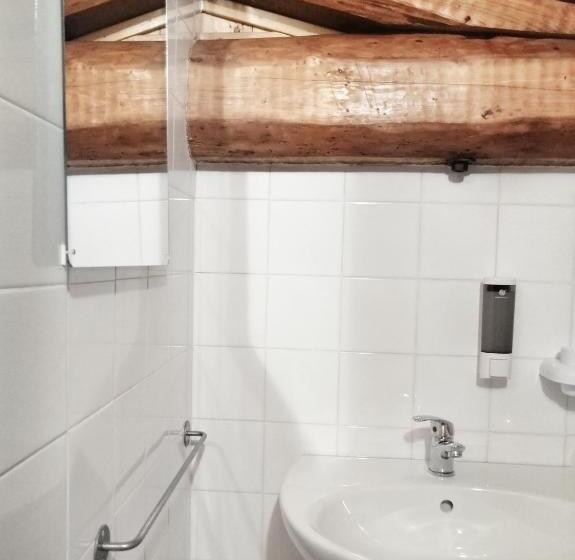 مبيت وإفطار Villa Belvedere Langhe