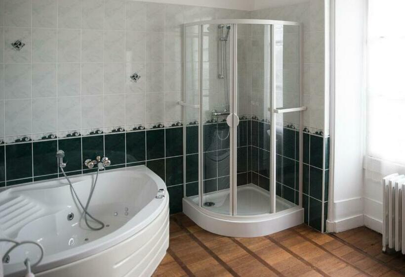 צימר Château De Piolant