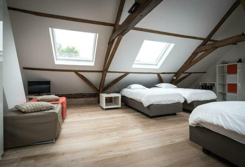 تختخواب و صبحانه Maison De La Paix