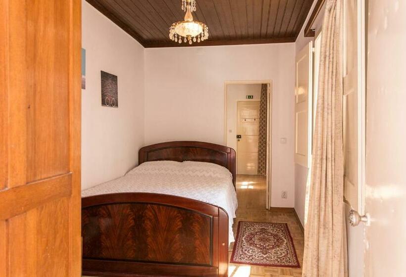 بنسيون Family Home  Lisboa
