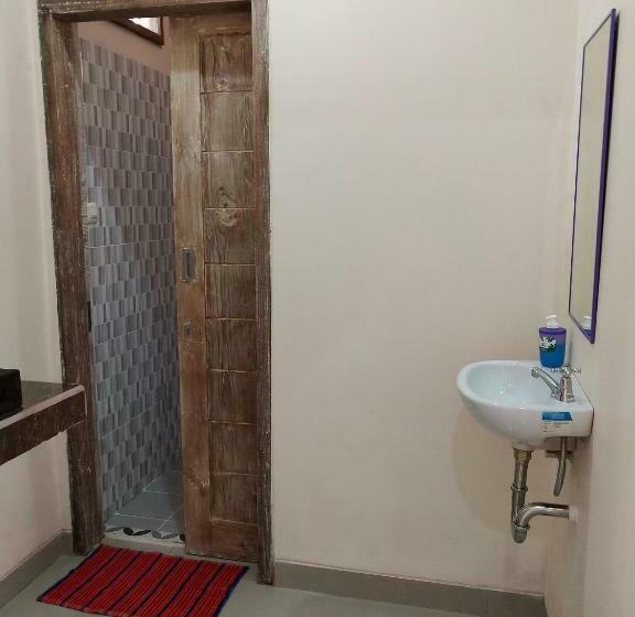 Пансион Lidah Lokal Guest House Singaraja