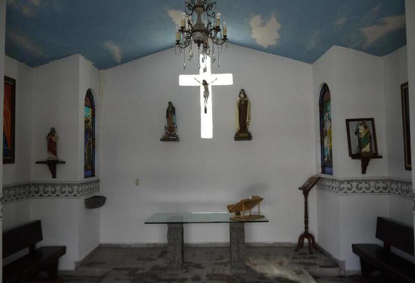 فندق صغير No Que No