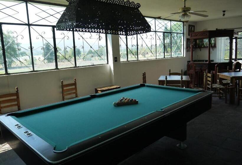 فندق صغير No Que No