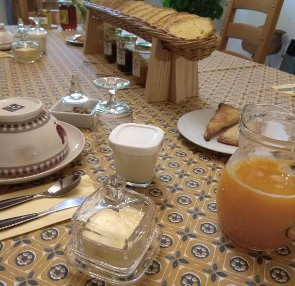 مبيت وإفطار La Ferme Les Mamours