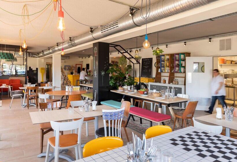 Greet Hotel Beaune