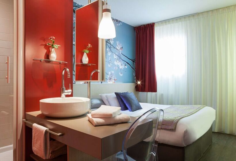 ホテル Kyriad Direct Rennes Ouest