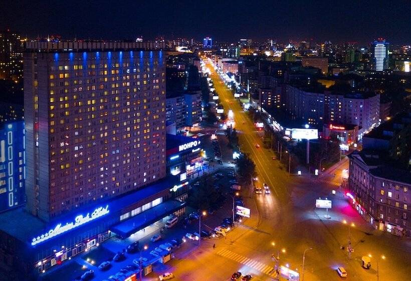 호텔 Marins Park Novosibirsk