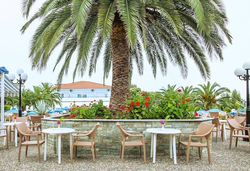 هتل Xenios Port Marina