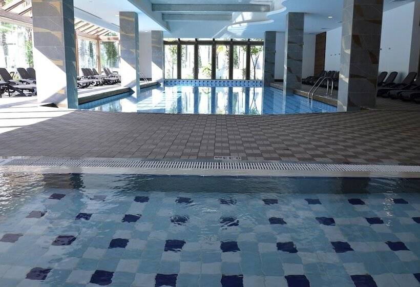 Port Side Resort   All Inclusive