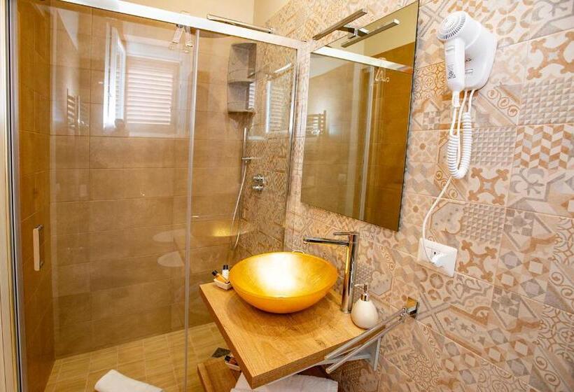 B&b Rita, Nel Cuore Del Salento