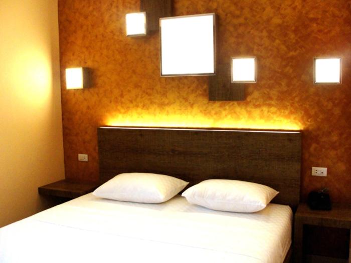 تختخواب و صبحانه Richard S Home