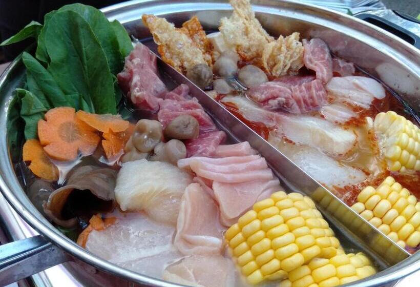 تختخواب و صبحانه Richard S Home