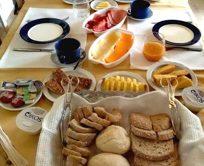 پانسیون Império Romano Guest House