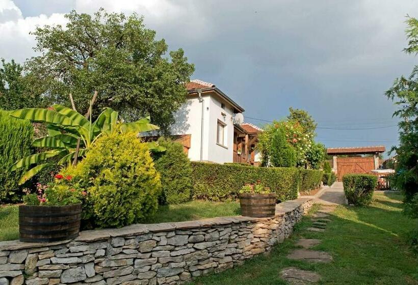 بنسيون Krushunska Panorama