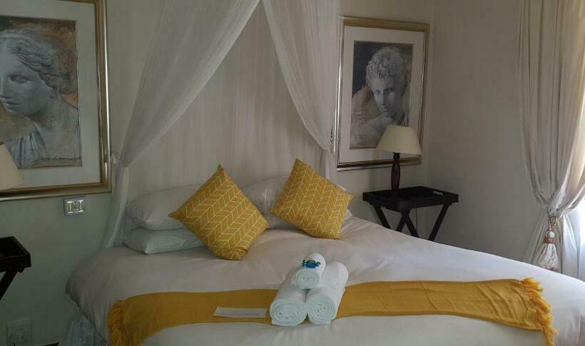 مبيت وإفطار African Dawn Guesthouse