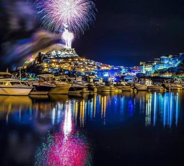 تختخواب و صبحانه L Antico Faro