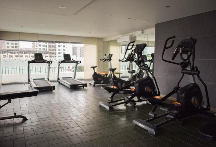 Manhattan Plaza Tower 1