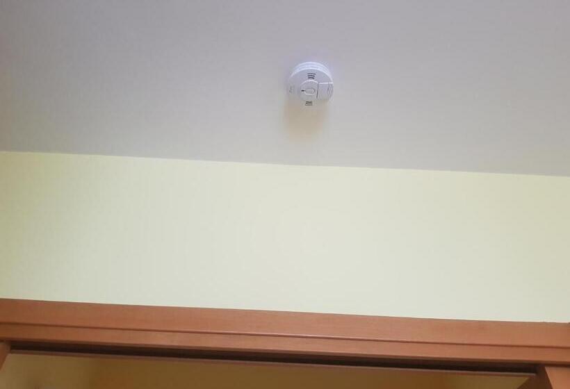 פנסיון La Casa Di Mariagrazia Rooms Con Cucina Condivisa E Terrazza