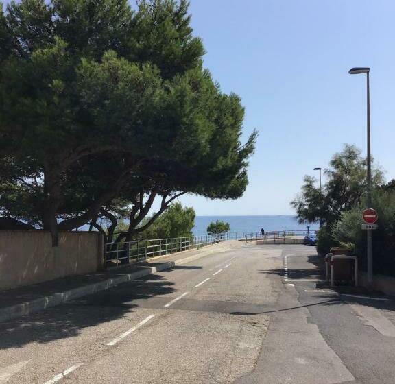 Пансион Studio Sausset Les Pins