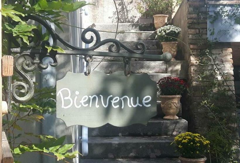 مبيت وإفطار Chambres D Hôtes Des Gens Heureux