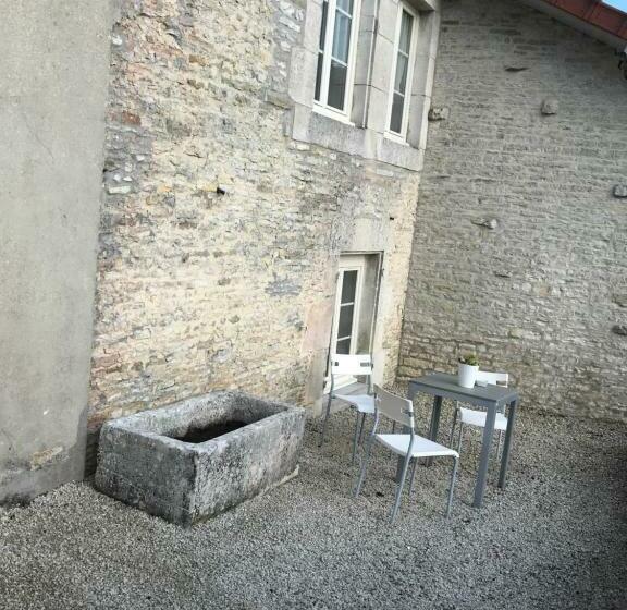 Pensjonat Gîte L Entre 2, 7personnes à Colombey Proche De Nigloland