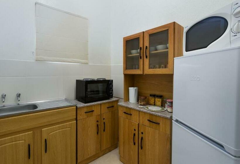 ペンション La La Dathel Guesthouse