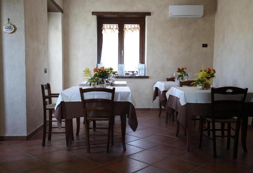 مبيت وإفطار La Cascina Nel Bosco