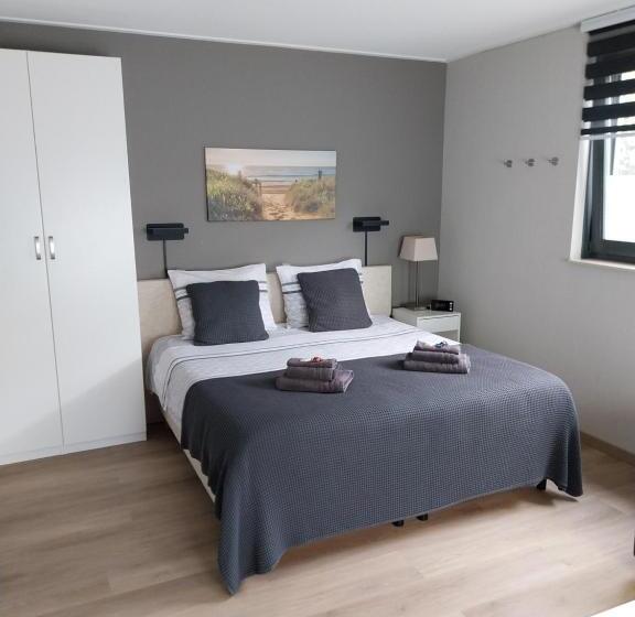 פנסיון Elvis Presley Private Studio With Kitchen And Airconditioning