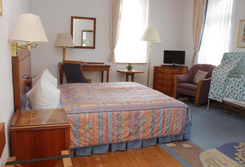 Pensão Weinkeller Wölk