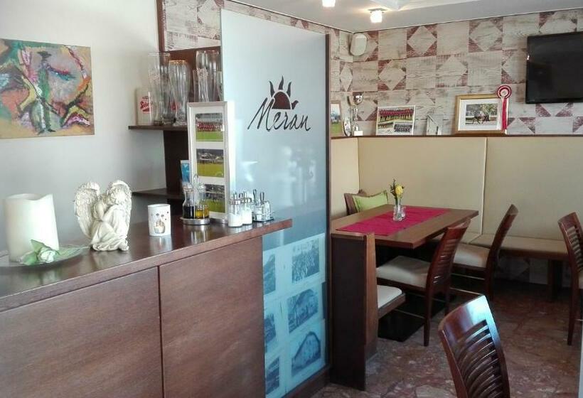 هاستل Pension Restaurant Meran