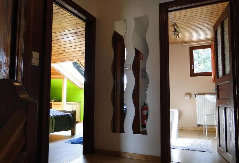 مبيت وإفطار Chambres D Hôtes Des Ardennes