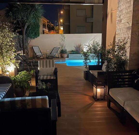 پانسیون Lourenço S House Deluxe Cascais