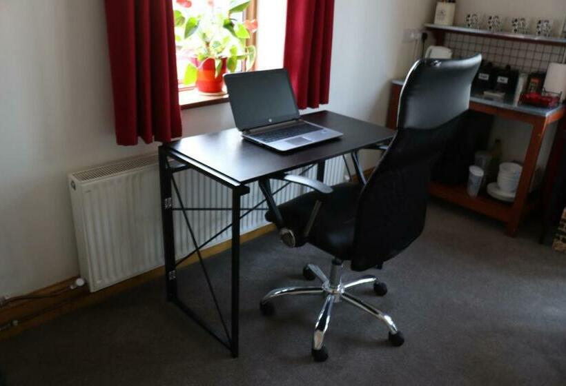 住宿加早餐  Hill View