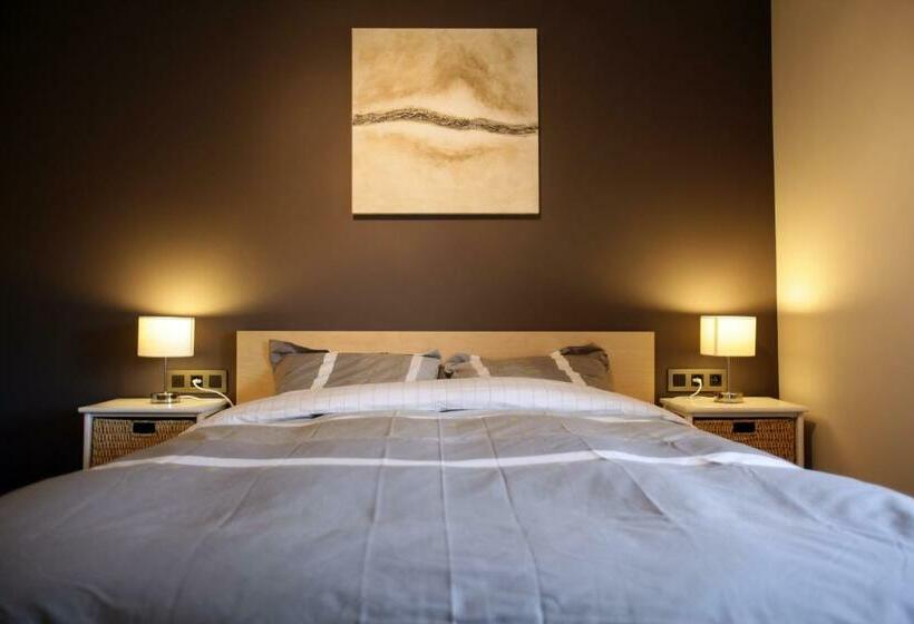 פנסיון Les Sansonnets