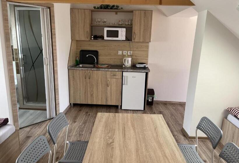 민박 Sunny Apartman