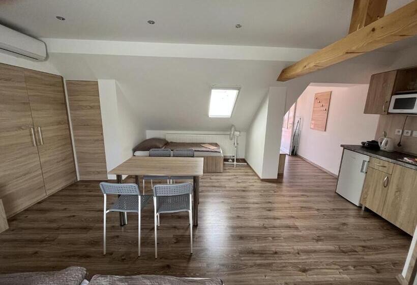 민박 Sunny Apartman