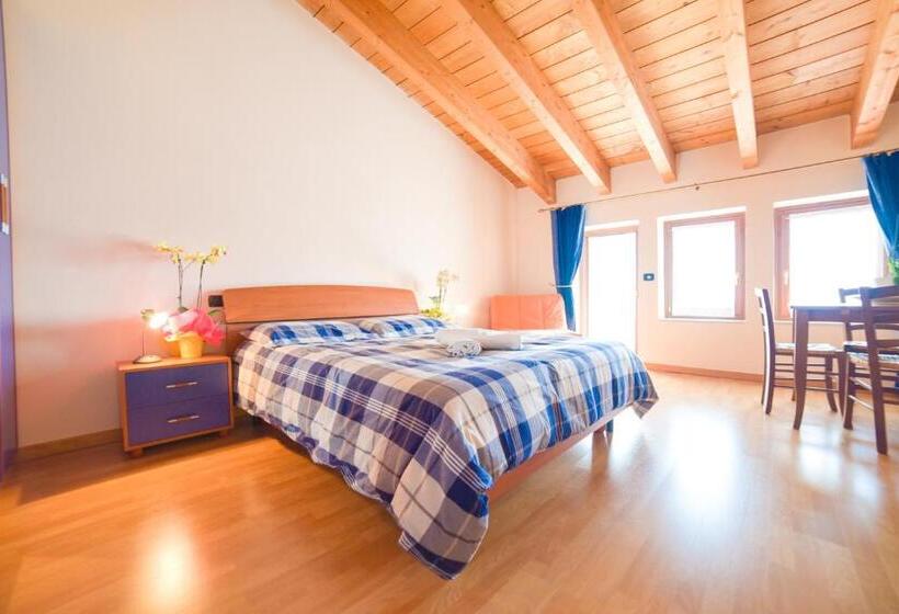 فندق Agriturismo La Preara