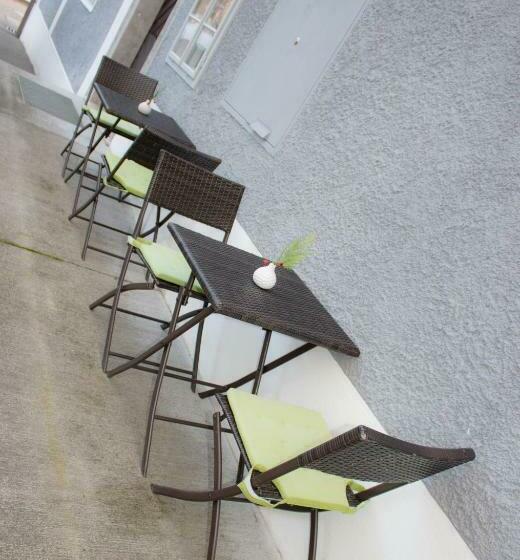 住宿加早餐  Schwarzes Haus
