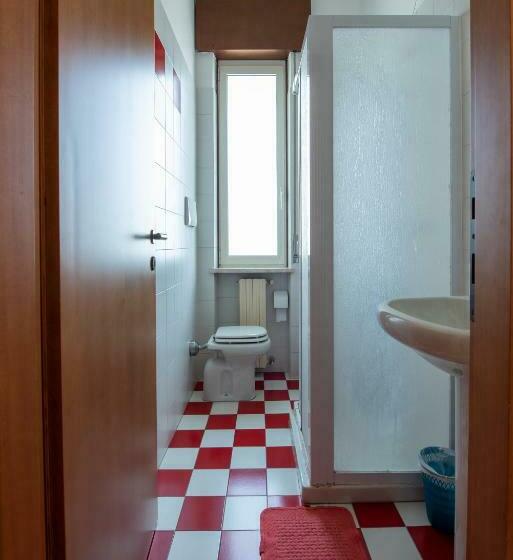 فندق Albergo La Rovere