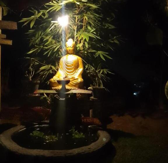 펜션 Bucu Hidden Guest House, And Meditation Center