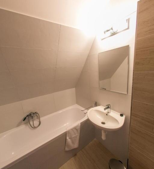 پانسیون Penzion U Kapitána