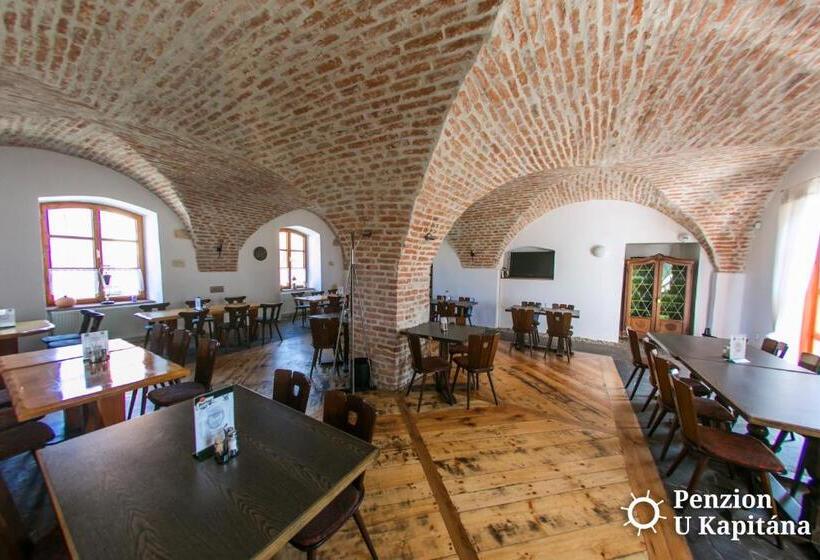 پانسیون Penzion U Kapitána